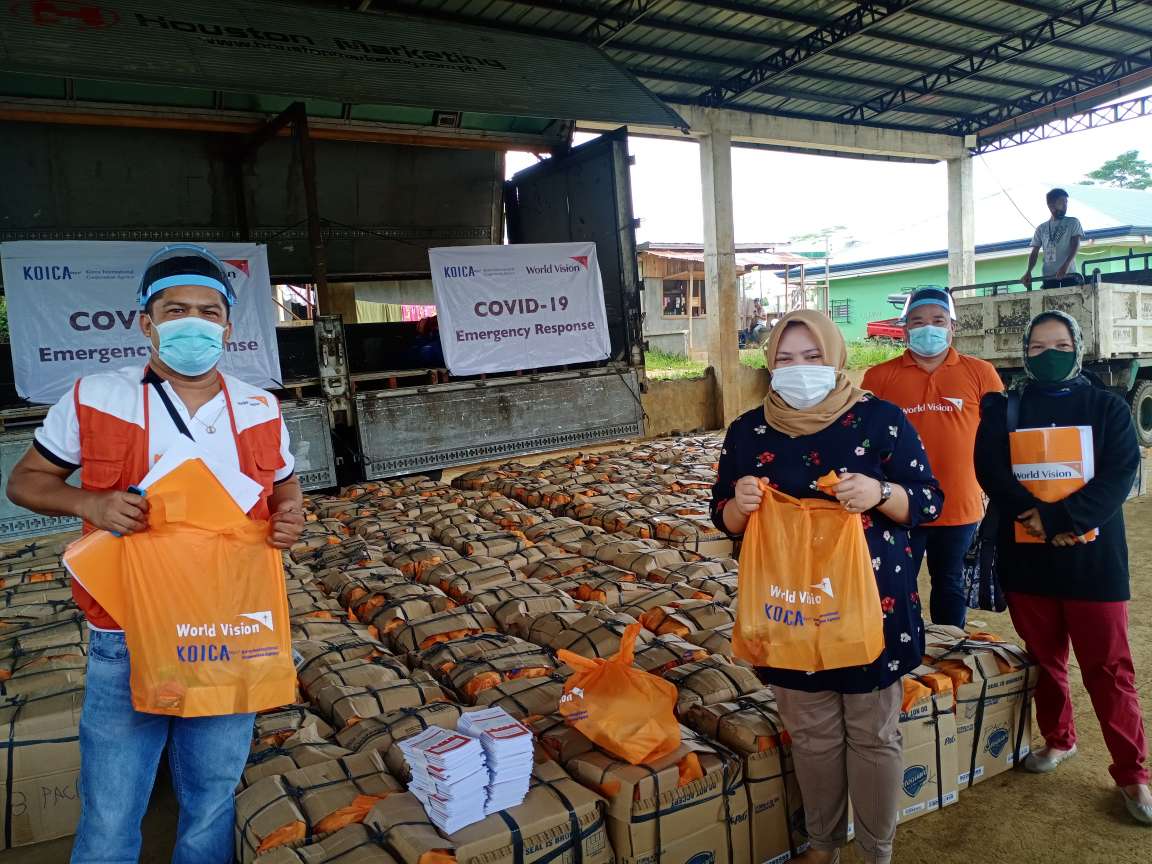 KOICA partners with World Vision to distribute sanitation kits to thousands of families in Marawi